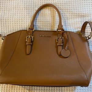 Michael Kors purse. Excellent condition